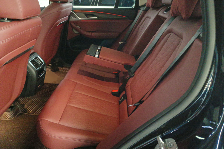 宝马X3 2022款 改款 xDrive30i 领先型 M曜夜套装中控内饰7004