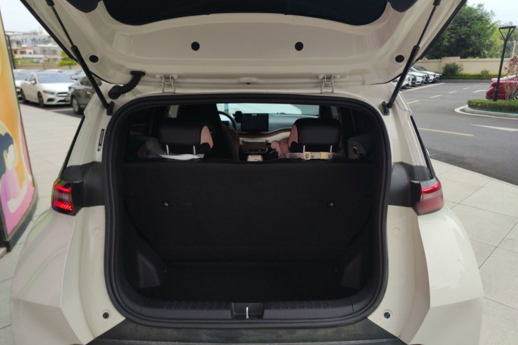 比亚迪 海鸥 2025款 305km 自由版机舱底盘23