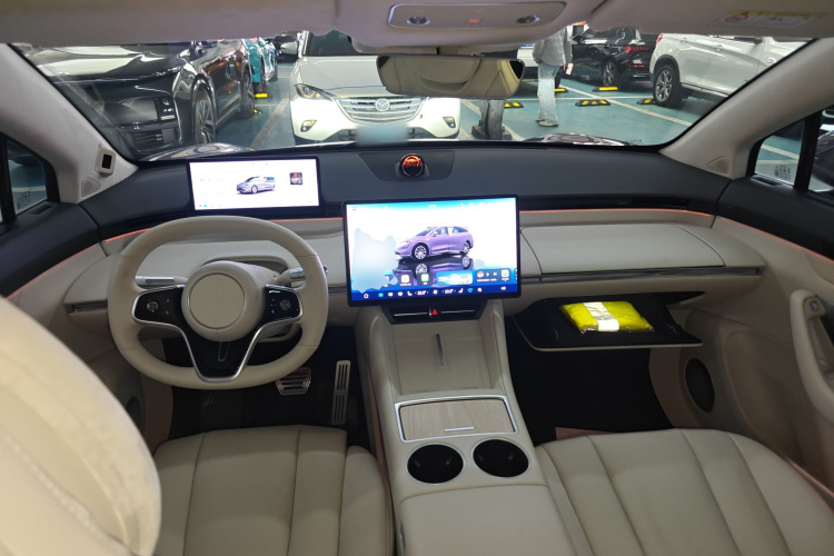 鸿蒙智行 智界R7 2024款 纯电 736km UItra中控内饰7002