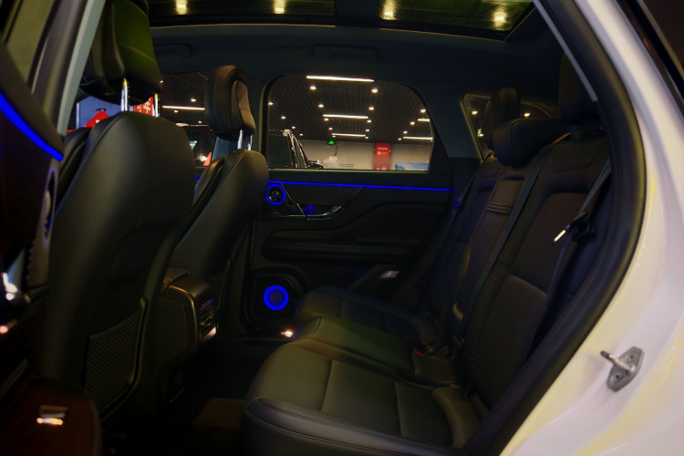 林肯 冒险家 2021款 2.0T 两驱尊享版中控内饰7008