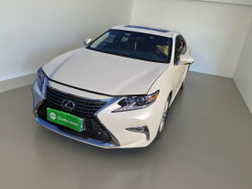 雷克萨斯ES 2015款 200 精英版