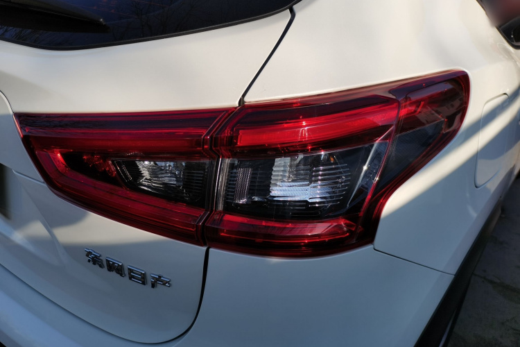 日产 逍客 2022款 2.0L CVT XV智享版车身外观9