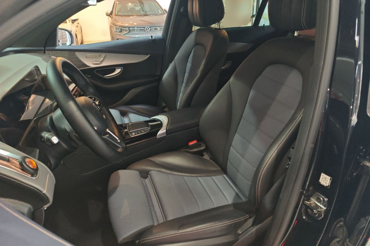 奔驰EQC 2022款 EQC 350 4MATIC局部细节19