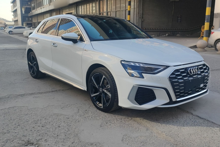奥迪A3 2021款 Sportback 35 TFSI 时尚运动型车身外观6003