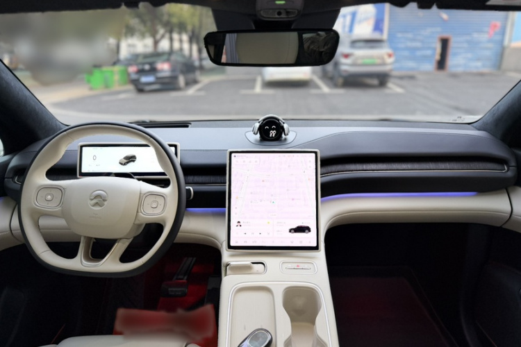 蔚来ES6 2024款 75kWh中控内饰7005