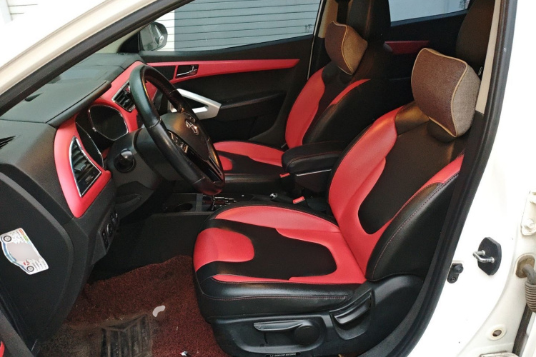 江汽集团 瑞风S2 2015款 1.5L CVT豪华智能型中控内饰19