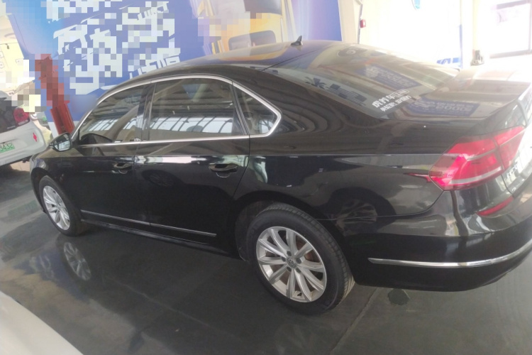 大众 帕萨特 2017款 330TSI DSG尊荣版车身外观4