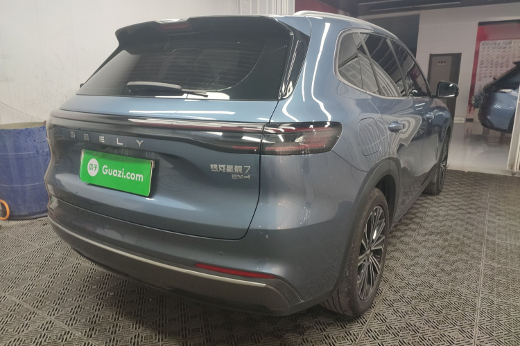 吉利银河 银河星舰7 EM-i 2025款 120km 领航版车身外观7