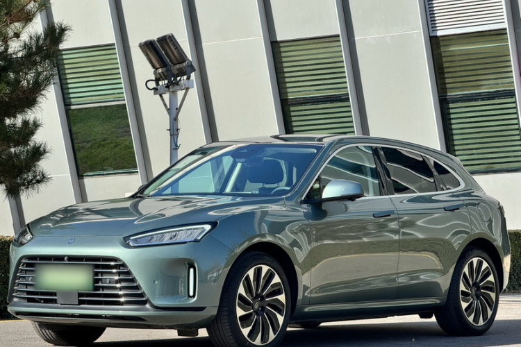 鸿蒙智行 问界M5 2022款 增程四驱性能版车身外观6003