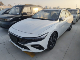 现代 伊兰特 2023款 1.5L CVT GLX精英版
