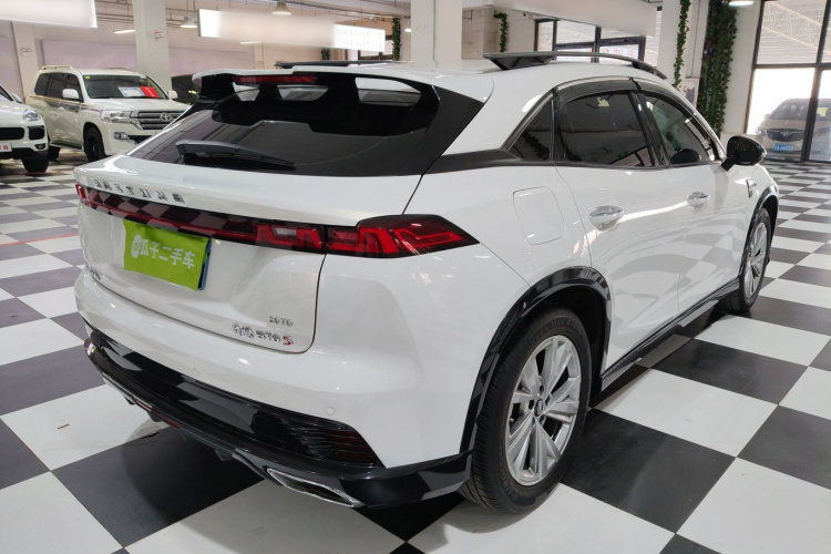 奔腾B70S 2022款 1.5T 智潮统帅车身外观7