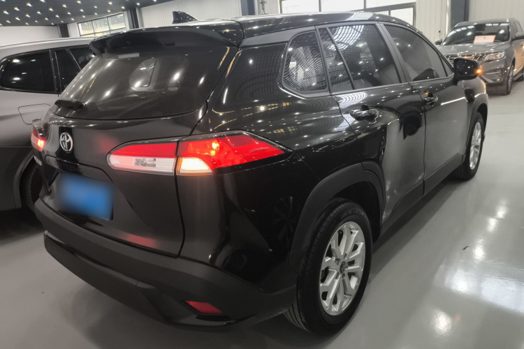 丰田 锋兰达 2023款 2.0L CVT精英版车身外观7