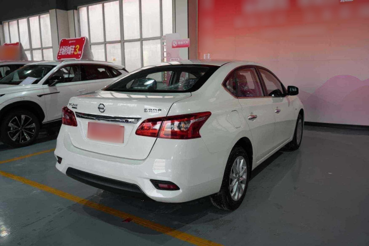 日产 轩逸 2024款 经典 1.6XE CVT舒适版车身外观6005