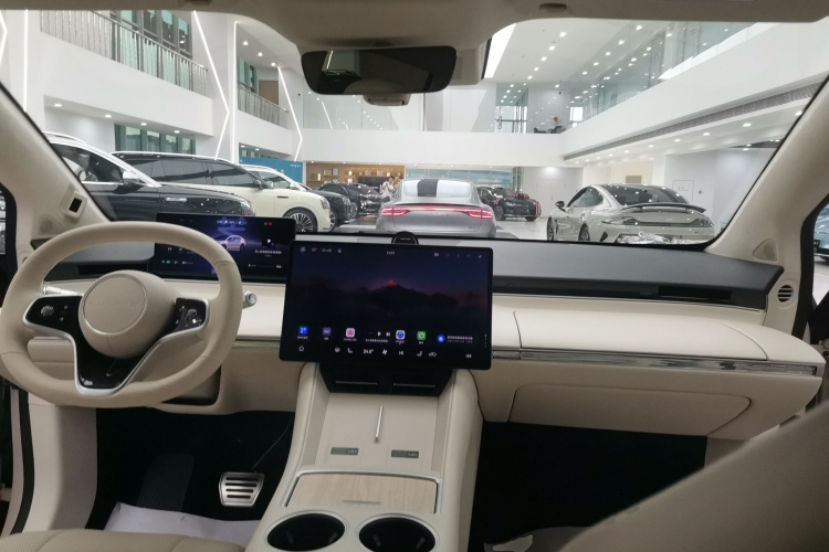 鸿蒙智行 智界R7 2024款 纯电 802km Max中控内饰12