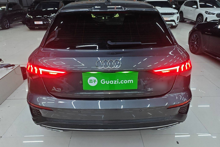奥迪A3 2023款 改款 Sportback 35 TFSI 时尚运动型车身外观6