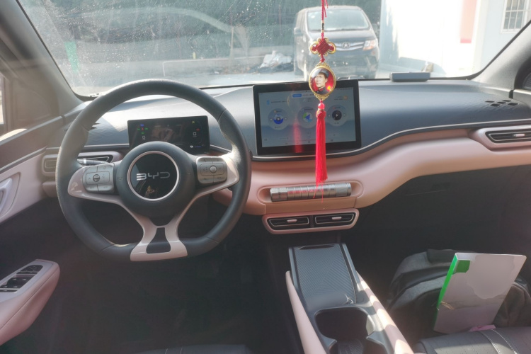 比亚迪 海鸥 2025款 305km 活力版中控内饰12