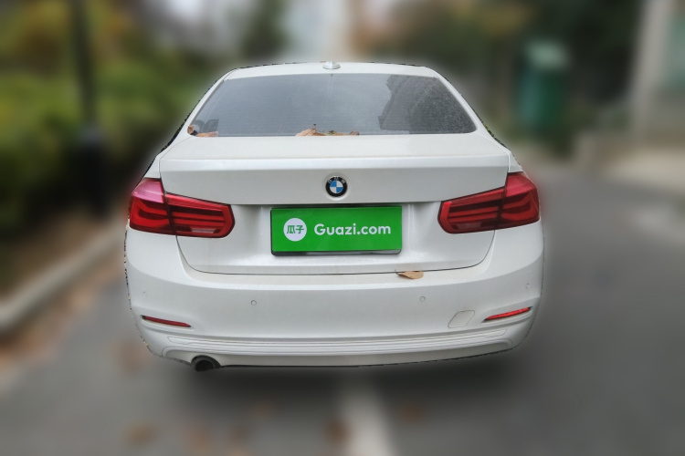 宝马3系 2017款 318i 时尚型车身外观6004