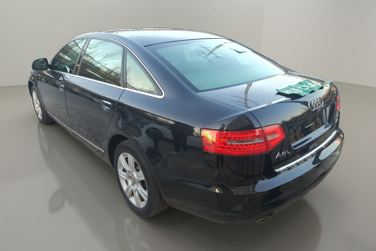 奥迪A6L 2011款 2.8 FSI 舒适型车身外观5