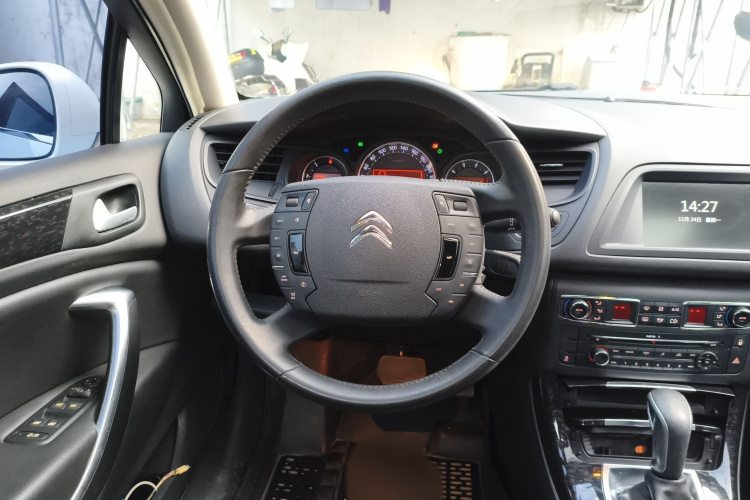 雪铁龙C5 2014款 2.0L 自动尊享型局部细节13