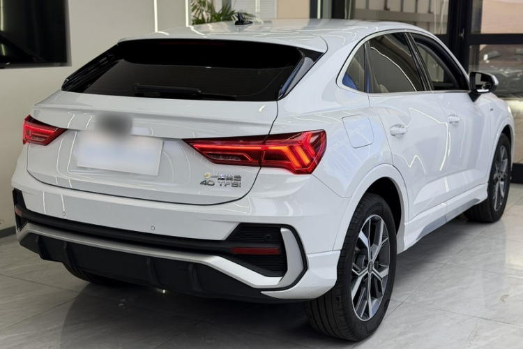 奥迪Q3 Sportback 2020款 40 TFSI 时尚型车身外观6004