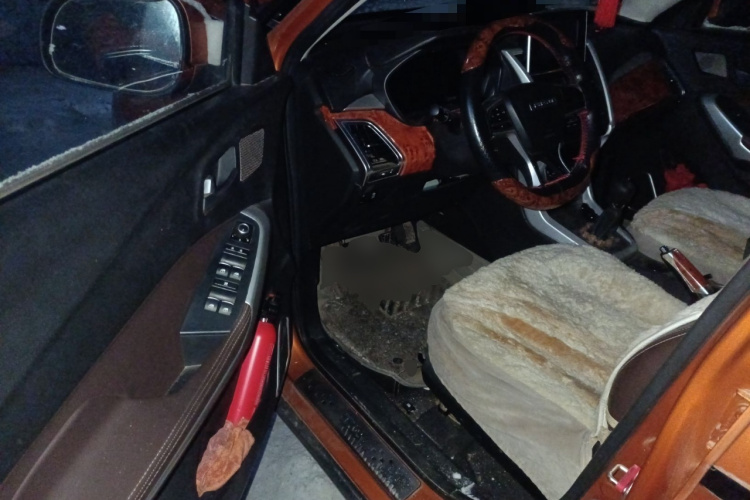 比速汽车 比速T3 2017款 1.3T 手动舒适型中控内饰20