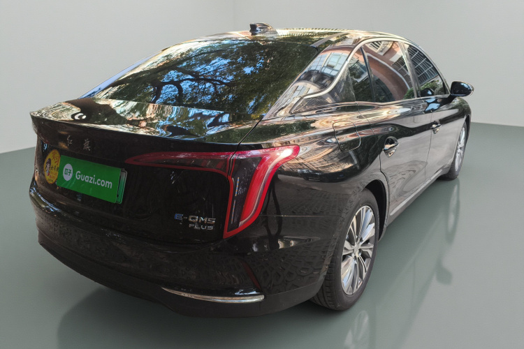 红旗E-QM5 2023款 620km PLUS车身外观7