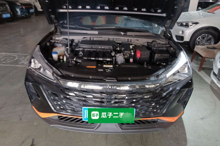 东风风神 奕炫 2023款 马赫版 1.5L 自动追风版机舱底盘24