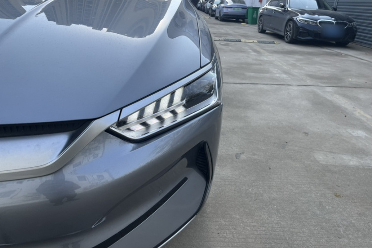 比亚迪 秦PLUS 2023款 冠军版 EV 420KM超越型车身外观6012