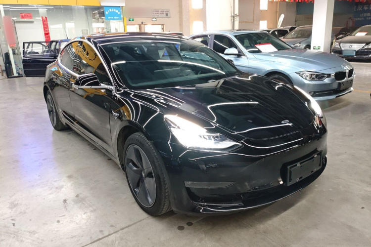特斯拉 Model 3(进口) 2019款 长续航后驱版车身外观3
