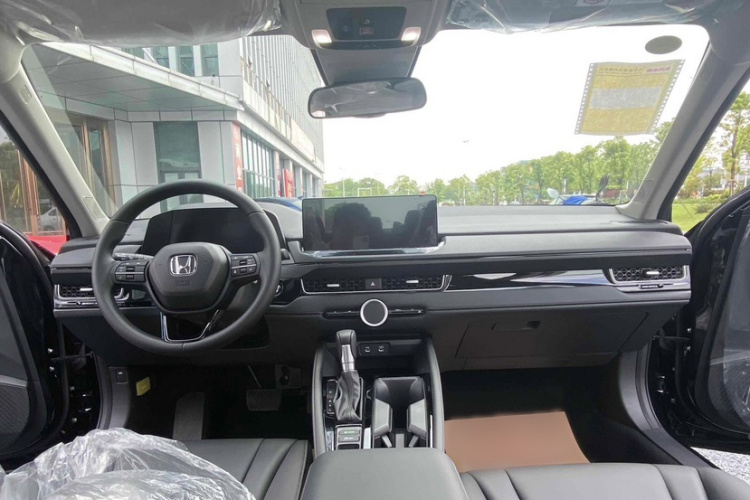 本田 英仕派 2025款 260TURBO 典雅版中控内饰7003