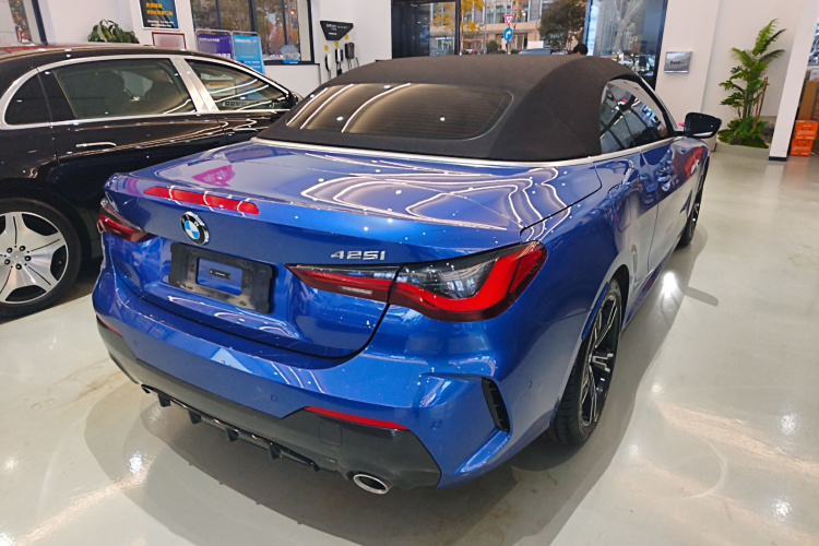 宝马4系 2023款 425i 敞篷M运动套装车身外观7