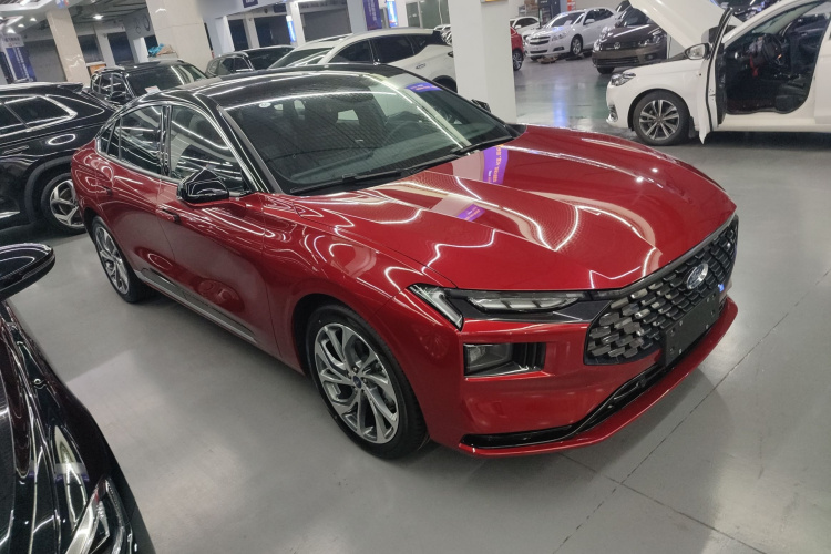 福特 蒙迪欧 2025款 2.0T EcoBoost 至尊型车身外观3