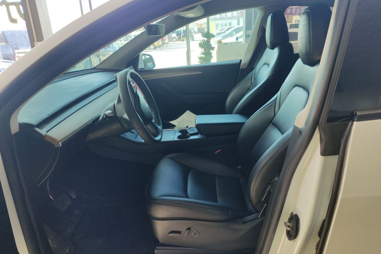 特斯拉 Model Y 2022款 改款 后轮驱动版局部细节19