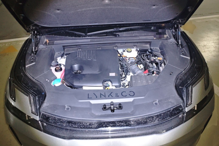 领克08 EM-P 2025款 120km 长续航Pro局部细节24