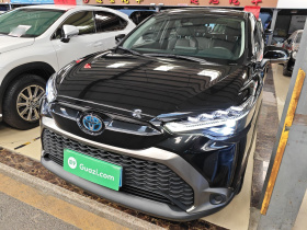 丰田 锋兰达 2023款 2.0L 智能电混双擎 豪华版