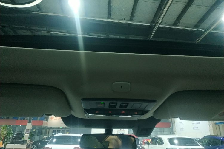 日产 探陆 2024款 380VC-TURBO 四驱智尊版 6座局部细节22