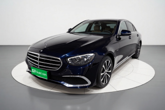 奔驰E级新能源 2021款 E 350 e L 插电式混合动力轿车