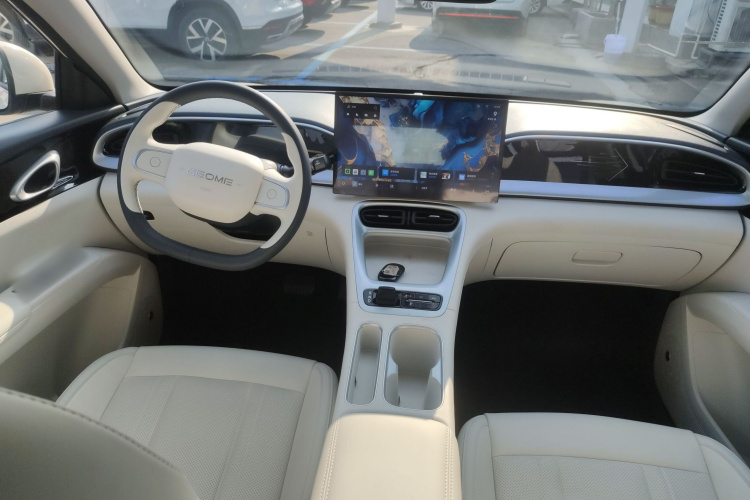 吉利银河 星愿 2025款 UP 410km 探索版中控内饰12