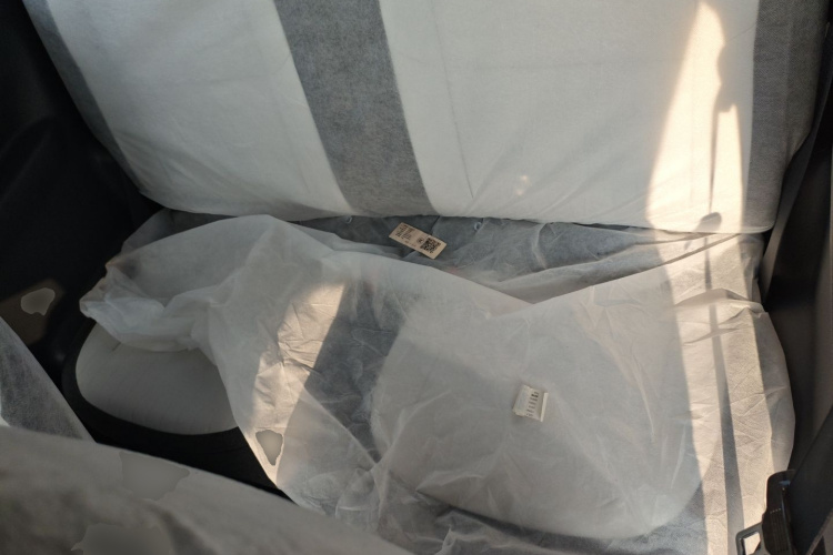 吉利银河 熊猫 2025款 210km 元气熊中控内饰21