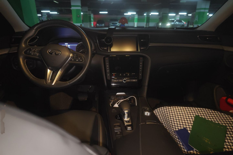 英菲尼迪QX50 2018款 2.0T 四驱菁英版中控内饰12