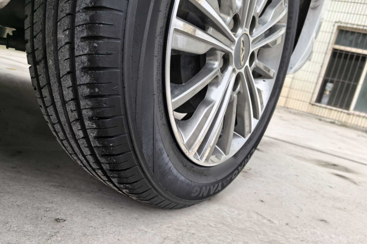 凯翼E3 2018款 1.5L 自动豪华型局部细节9004