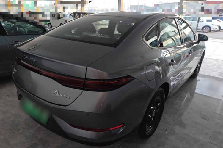 比亚迪 秦PLUS 2025款 DM-i 智驾版 55KM领先型车身外观7