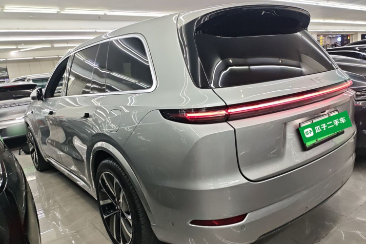 理想汽车 理想L9 2022款 Max车身外观4