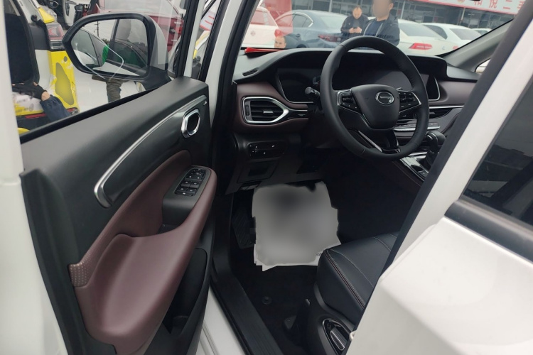 广汽传祺 传祺M6 2023款 PRO 270T DCT豪华版中控内饰7003