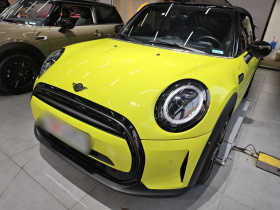 MINI 2023款 改款 1.5T COOPER CABRIO 艺术家
