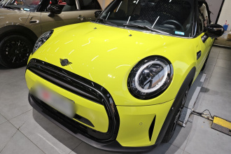 MINI 2023款 改款 1.5T COOPER CABRIO 艺术家