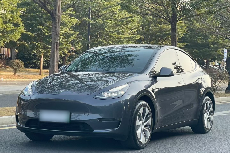 特斯拉 Model Y 2022款 长续航全轮驱动版车身外观6008