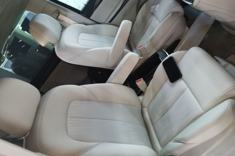 别克GL8 2023款 ES陆尊 舒适型局部细节41