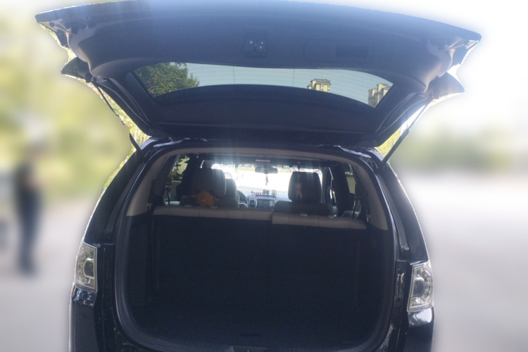 马自达8 2015款 2.5L 领航版局部细节23