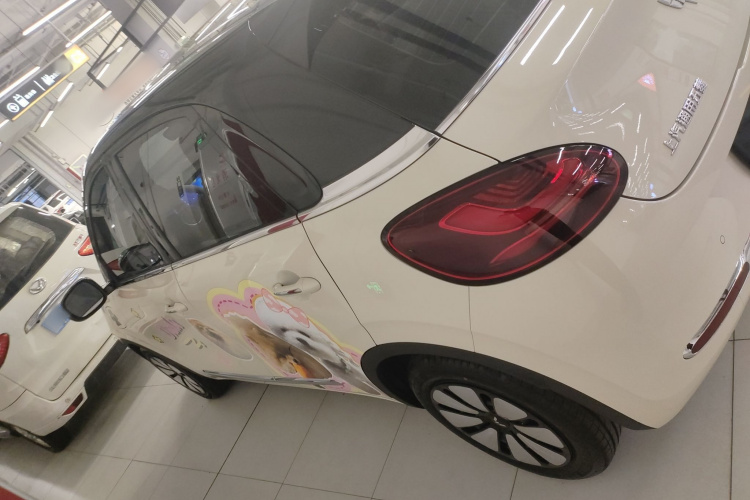 五菱汽车 五菱缤果 2025款 333km 悦享款车身外观4